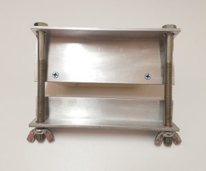 Griddle Brick Holder|Tools & Accessories|Barnco
